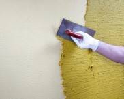 תהליך מריחת טיח מרקם