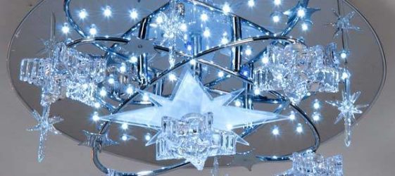 נברשת עם אור led