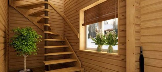 מדרגות לקומה השנייה בבית פרטי