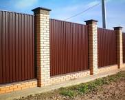 גדר DIY מתוך גיליון מקצועי: צילום