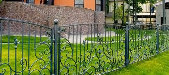 גדרות ומחסומים לבית: צילום