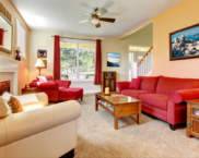 שולחן שילוב צבעים בפנים