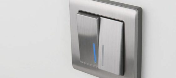 תרשים חיווט למתג עם שני כפתורים