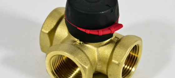 שסתום תלת כיווני לחימום עם תרמוסטט: תרשים