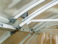 גלילים עם מיסבים מספקים תמיכה מאובטחת, תנועה שקטה ללא הפרעה