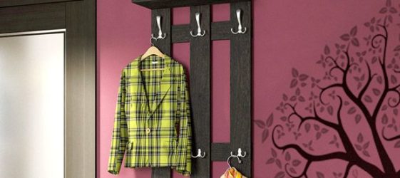 מתלה לקיר במסדרון