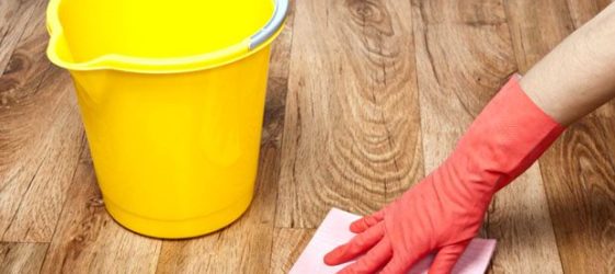 כיצד לנקות לינוליאום לאחר שיפוץ