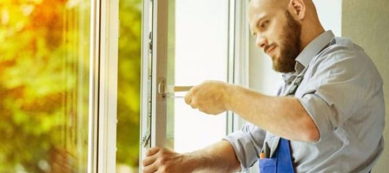 תיקון חלונות פלסטיק DIY