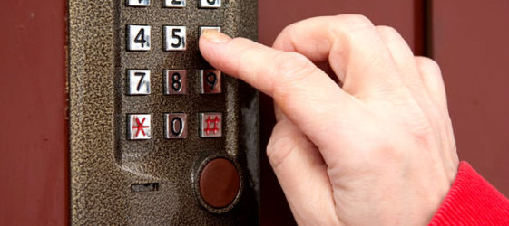 כיצד לפתוח את האינטרקום עם Metakom