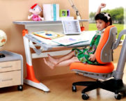 כסא אורטופדי לילדים לילדי בית הספר
